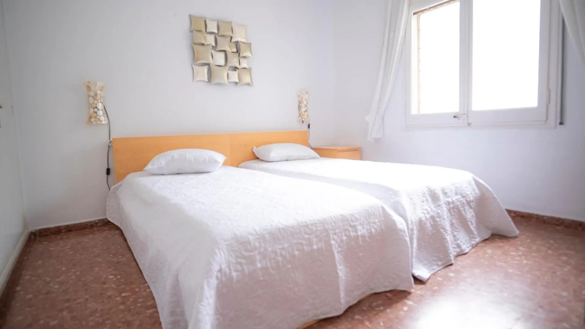 Casdanna Beachfront Roses - Canyelles Petites Apartment Spain