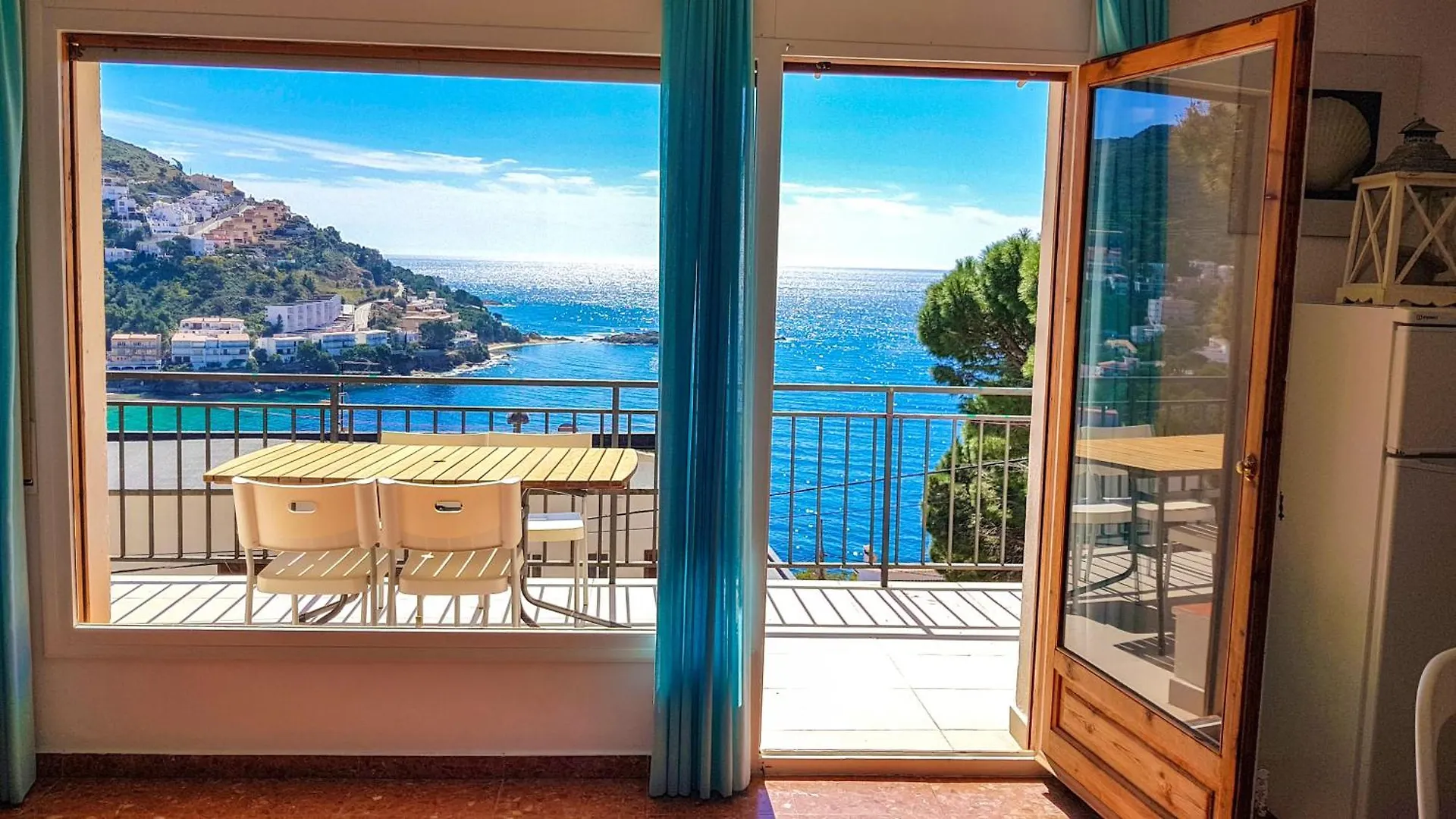 Casdanna Beachfront Roses - Canyelles Petites Apartment